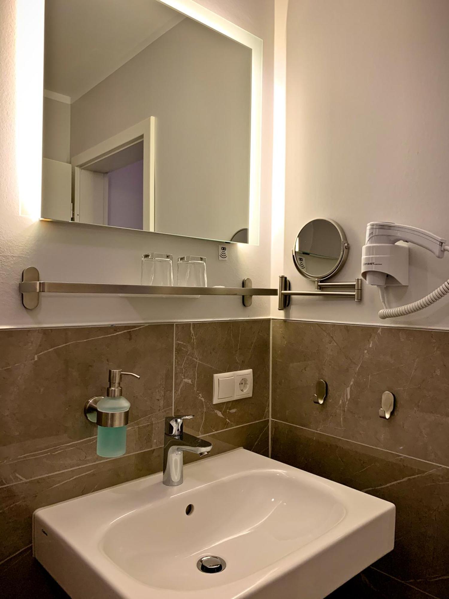 Triple A³ Aparthotel Marktheidenfeld Εξωτερικό φωτογραφία